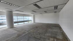 Gateway West (D7), Office #633725521